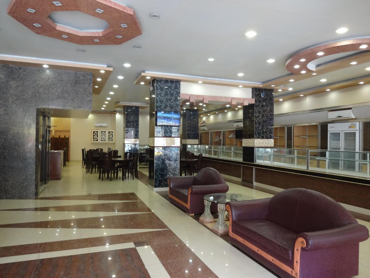 فندق سكاي تاورز كراتشي المظهر الخارجي الصورة